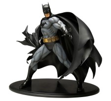 Batman ARTFX Statue 1/6 Black Costume Version 29 cm